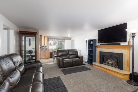 Tiny photo for 150 W 750 N, Clearfield, UT 84015 (MLS # 2136623)