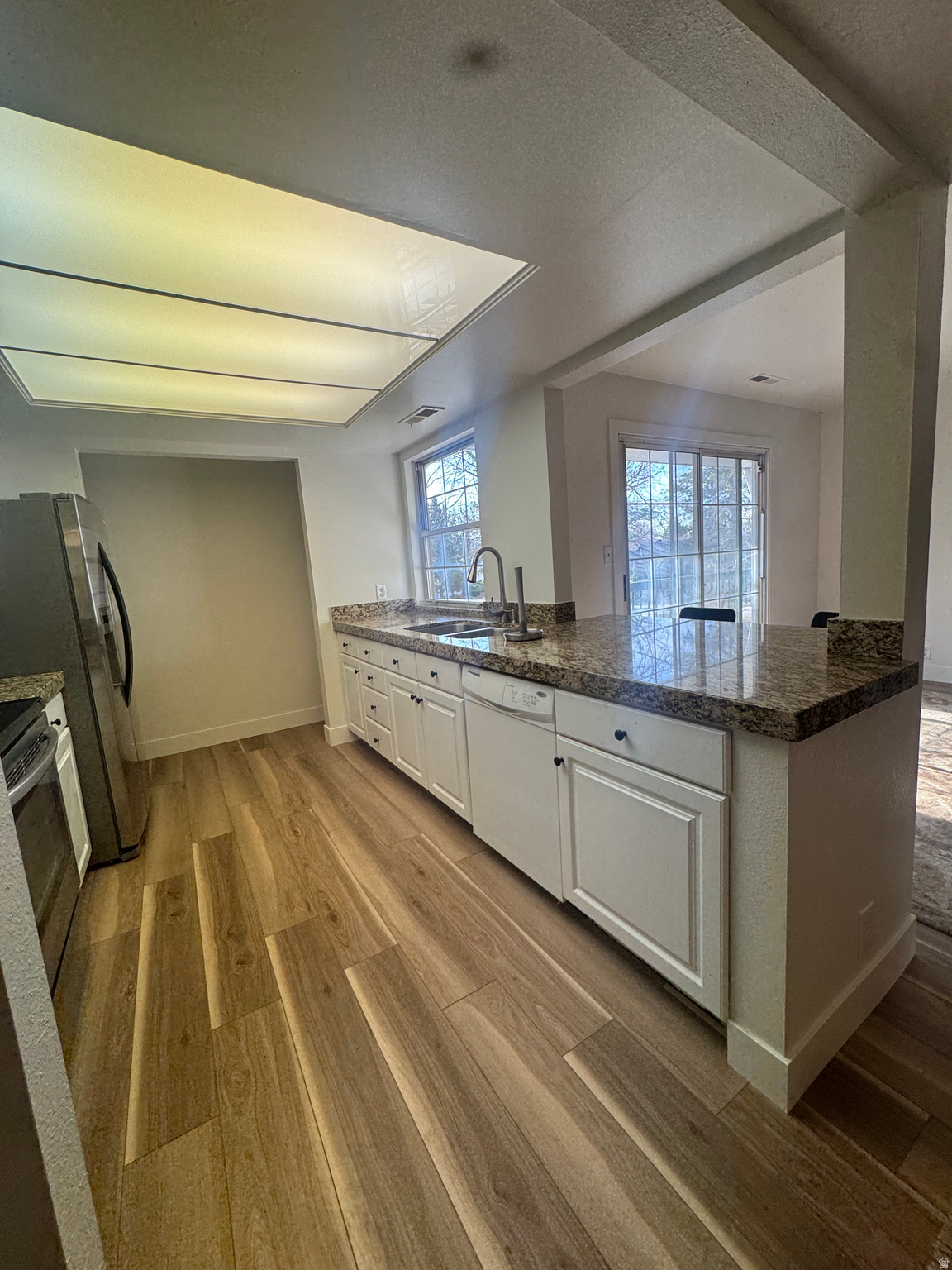 WAYLAND STATION AT OLD FARM - Residential Lease