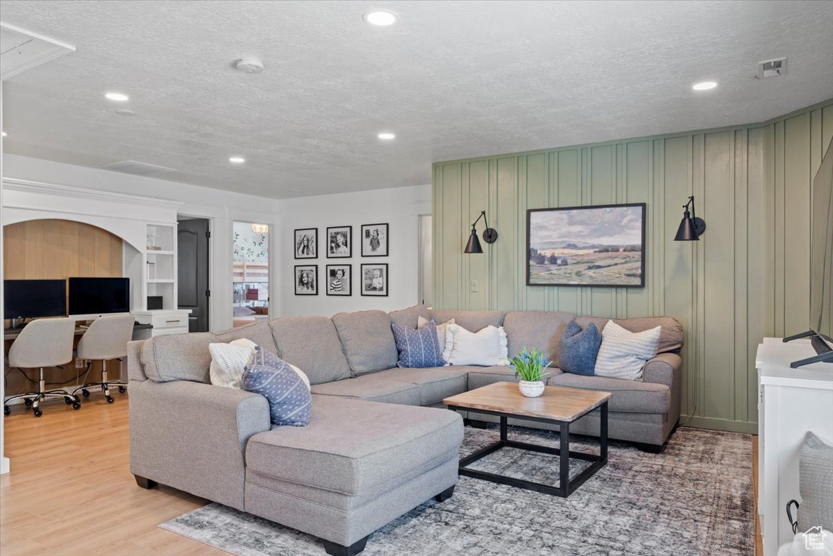 SPANISH FIELDS - Residential