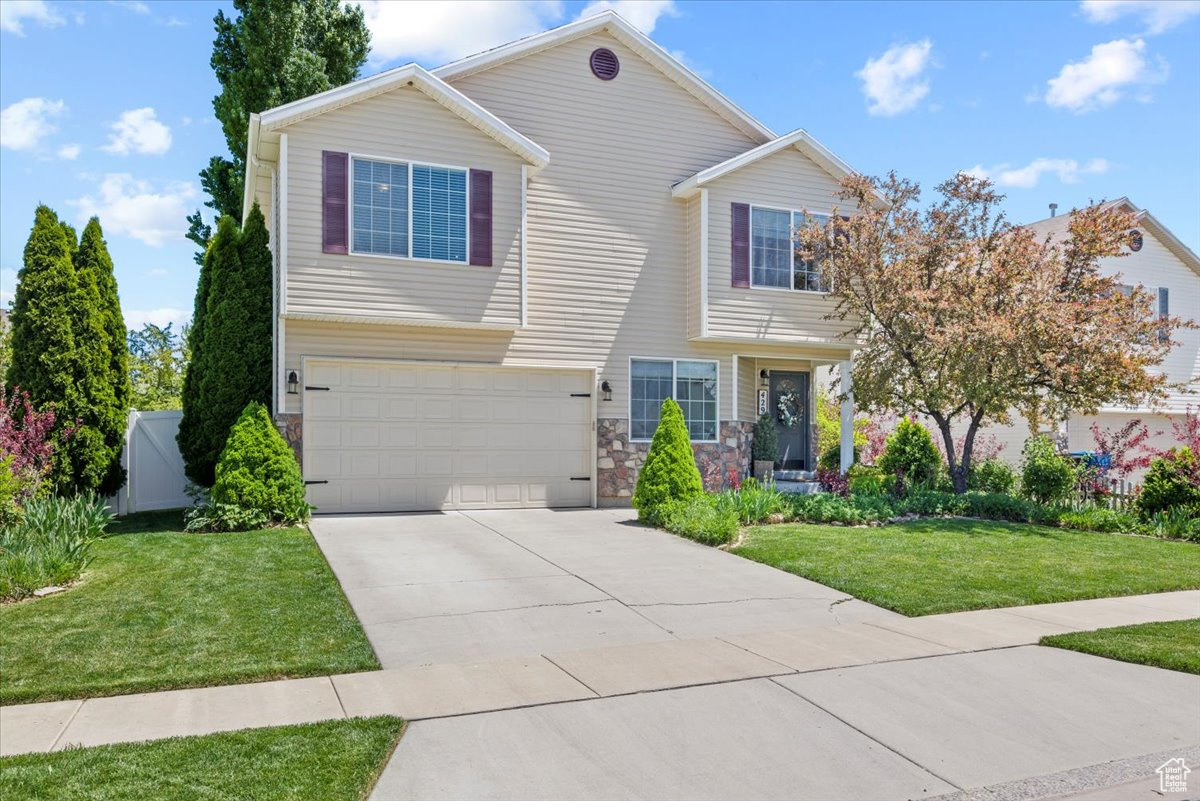 SPANISH FIELDS - Residential