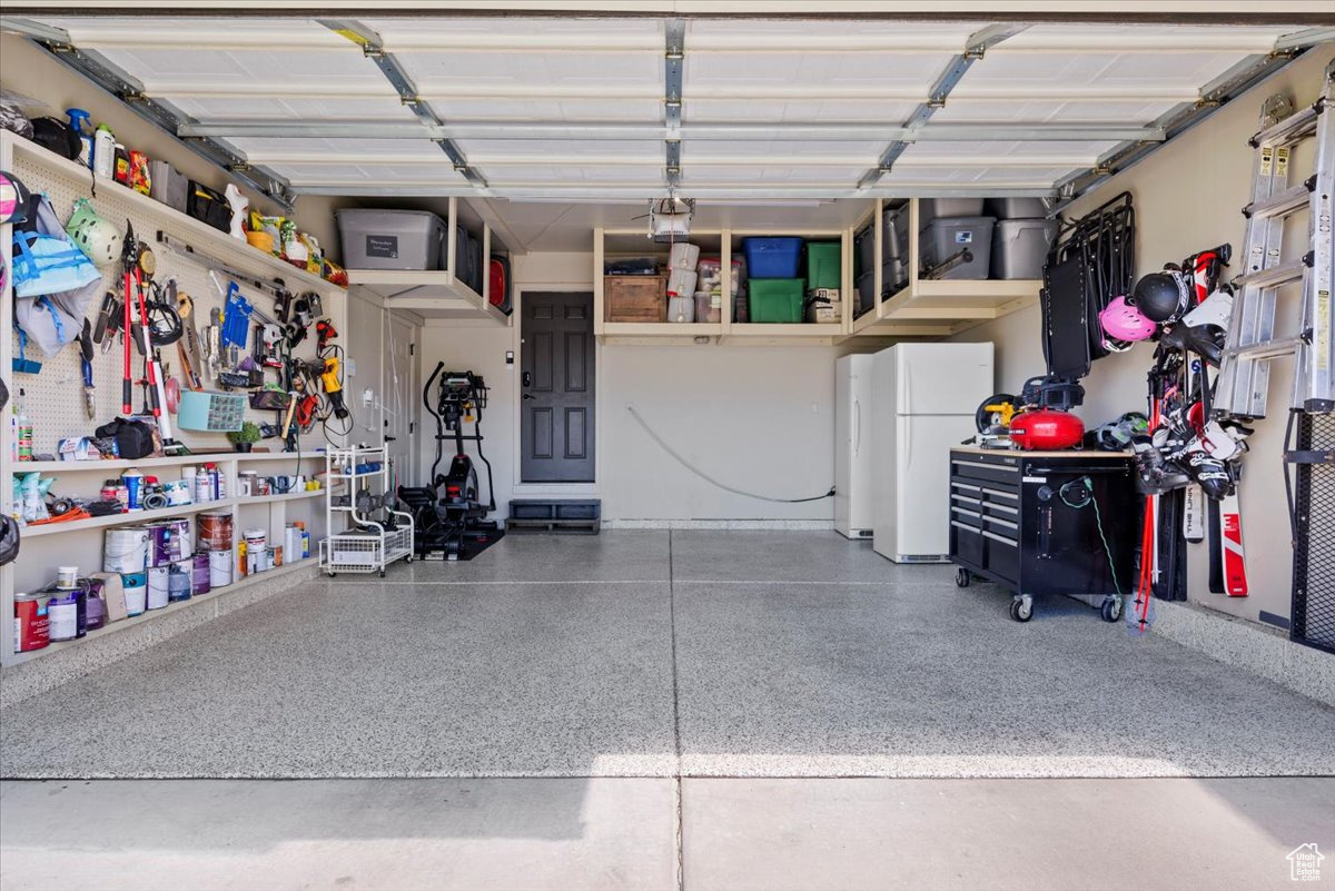 SPANISH FIELDS - Residential