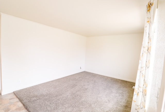 COUNTRY CREEK - Residential