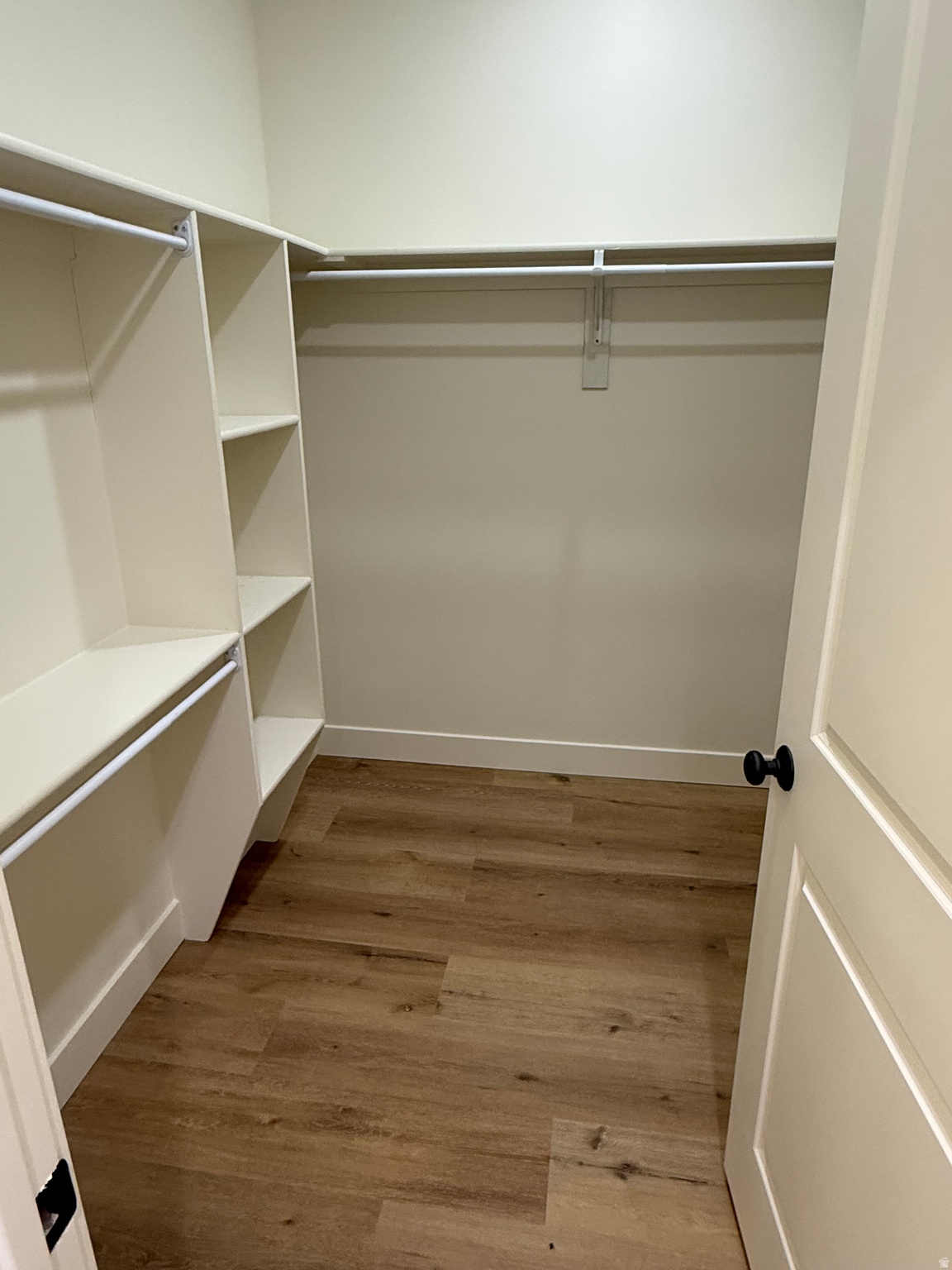 COUNTRY CLUB - Residential