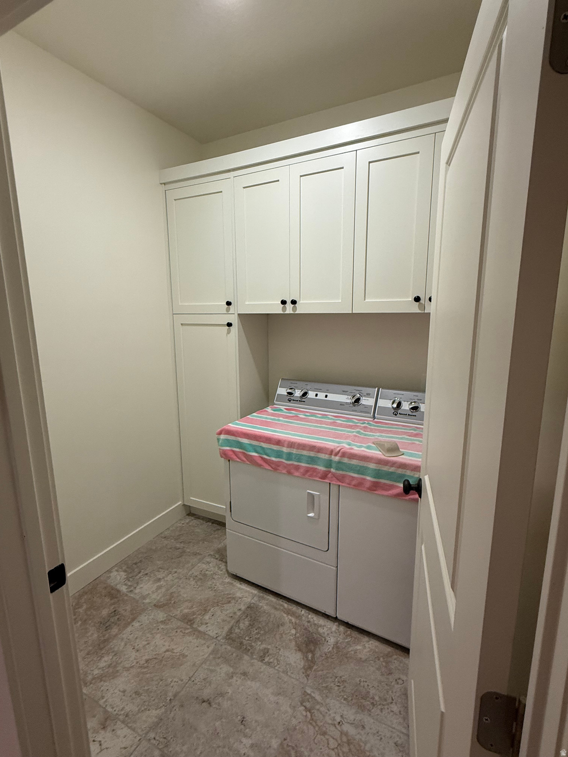 COUNTRY CLUB - Residential