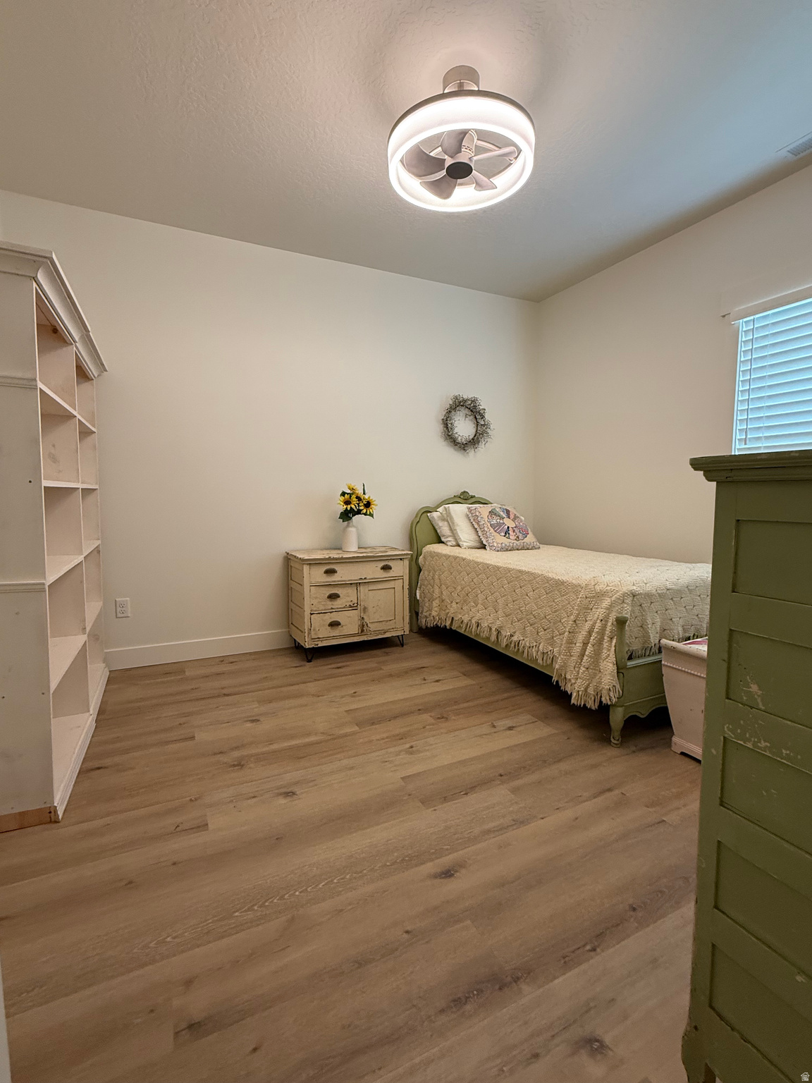 COUNTRY CLUB - Residential