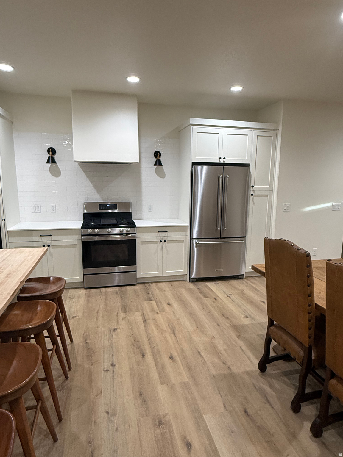 COUNTRY CLUB - Residential