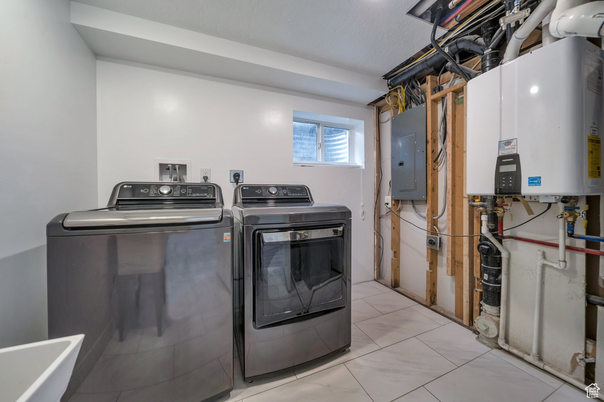 AMERICAN VILLA - Residential