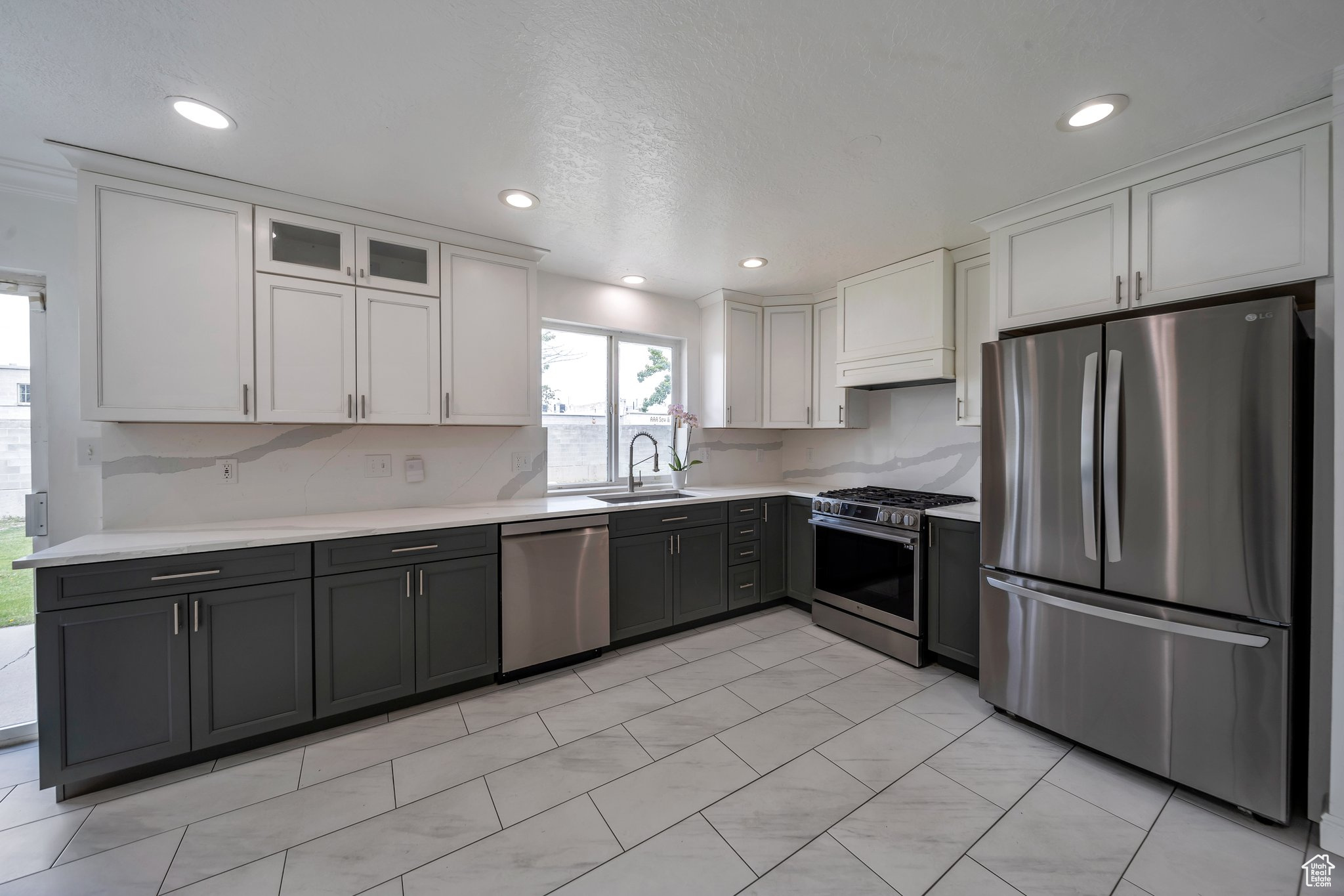 AMERICAN VILLA - Residential