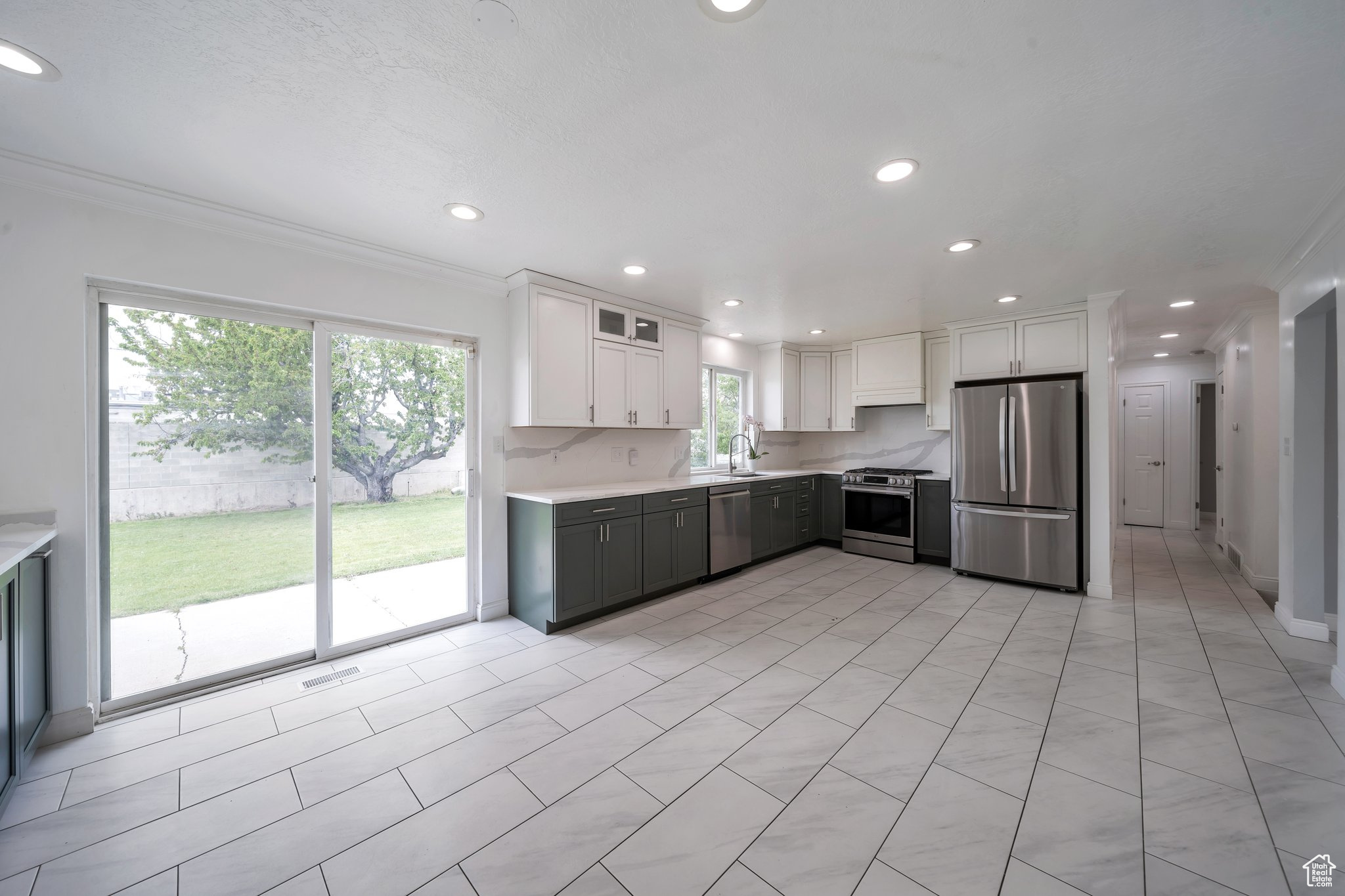 AMERICAN VILLA - Residential