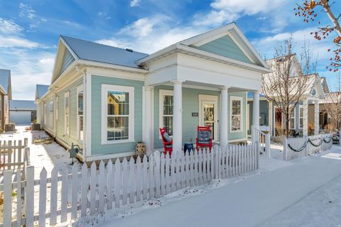 Tiny photo for 11199 S KIWANO WAY, South Jordan, UT 84009 (MLS # 2130719)