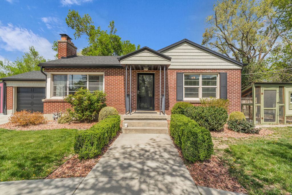 Photo of 2011 E 4500 S, Salt Lake City, UT 84117 (MLS # 2149396)