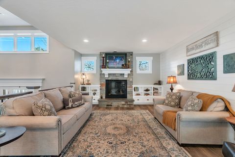 Tiny photo for 9980 N 4000 W, Cedar Hills, UT 84062 (MLS # 2141071)