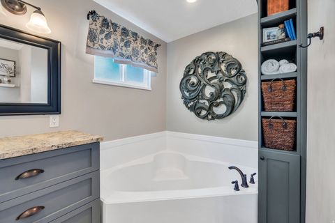 Tiny photo for 9980 N 4000 W, Cedar Hills, UT 84062 (MLS # 2141071)