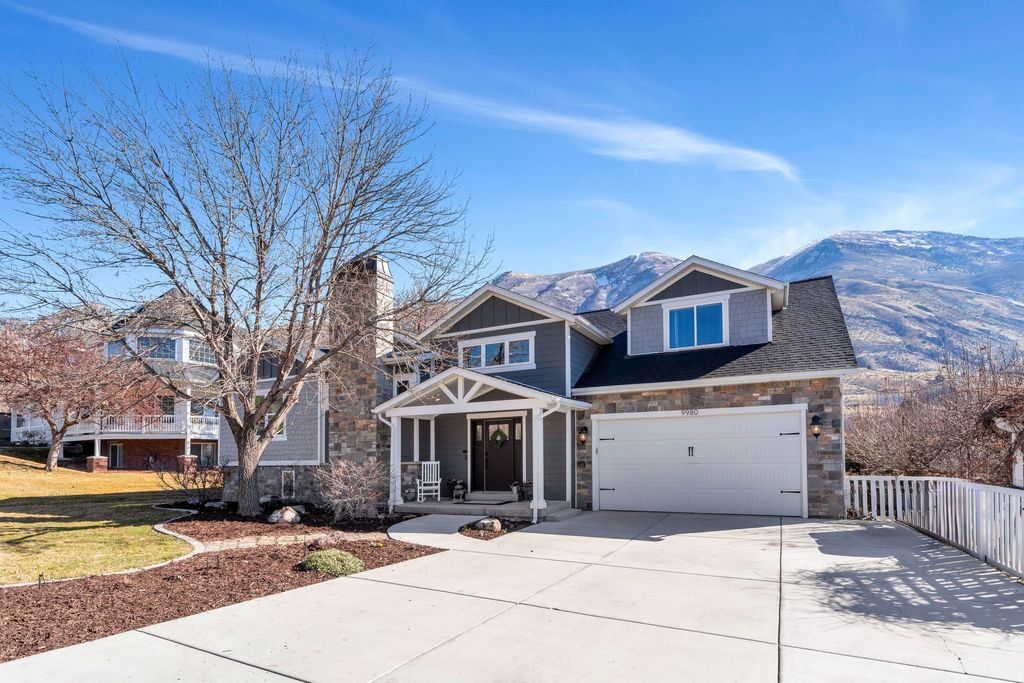 Photo of 9980 N 4000 W, Cedar Hills, UT 84062 (MLS # 2141071)