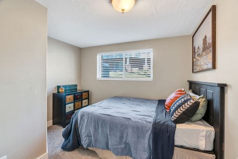 Tiny photo for 9980 N 4000 W, Cedar Hills, UT 84062 (MLS # 2141071)