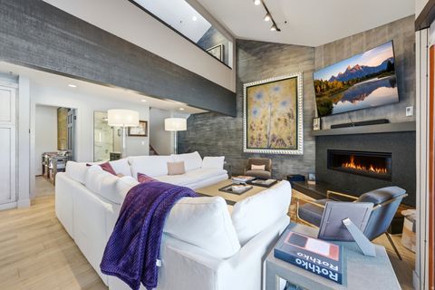 Tiny photo for 1521 LAKESIDE DR, Park City, UT 84060 (MLS # 2133747)