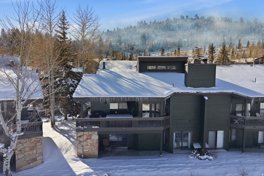 Photo of 1521 LAKESIDE DR, Park City, UT 84060 (MLS # 2133747)