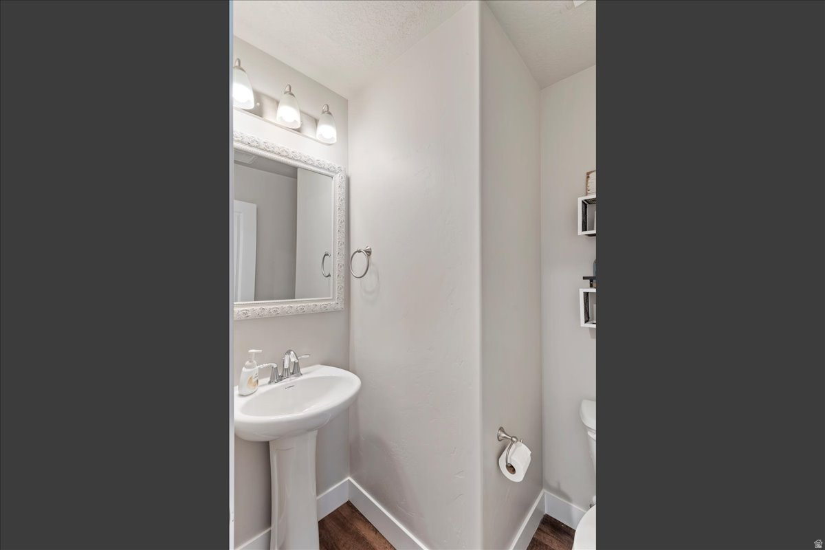 SUNRISE MEADOWS - Residential