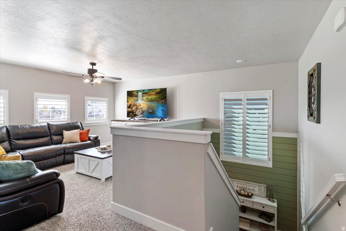 SUNRISE MEADOWS - Residential