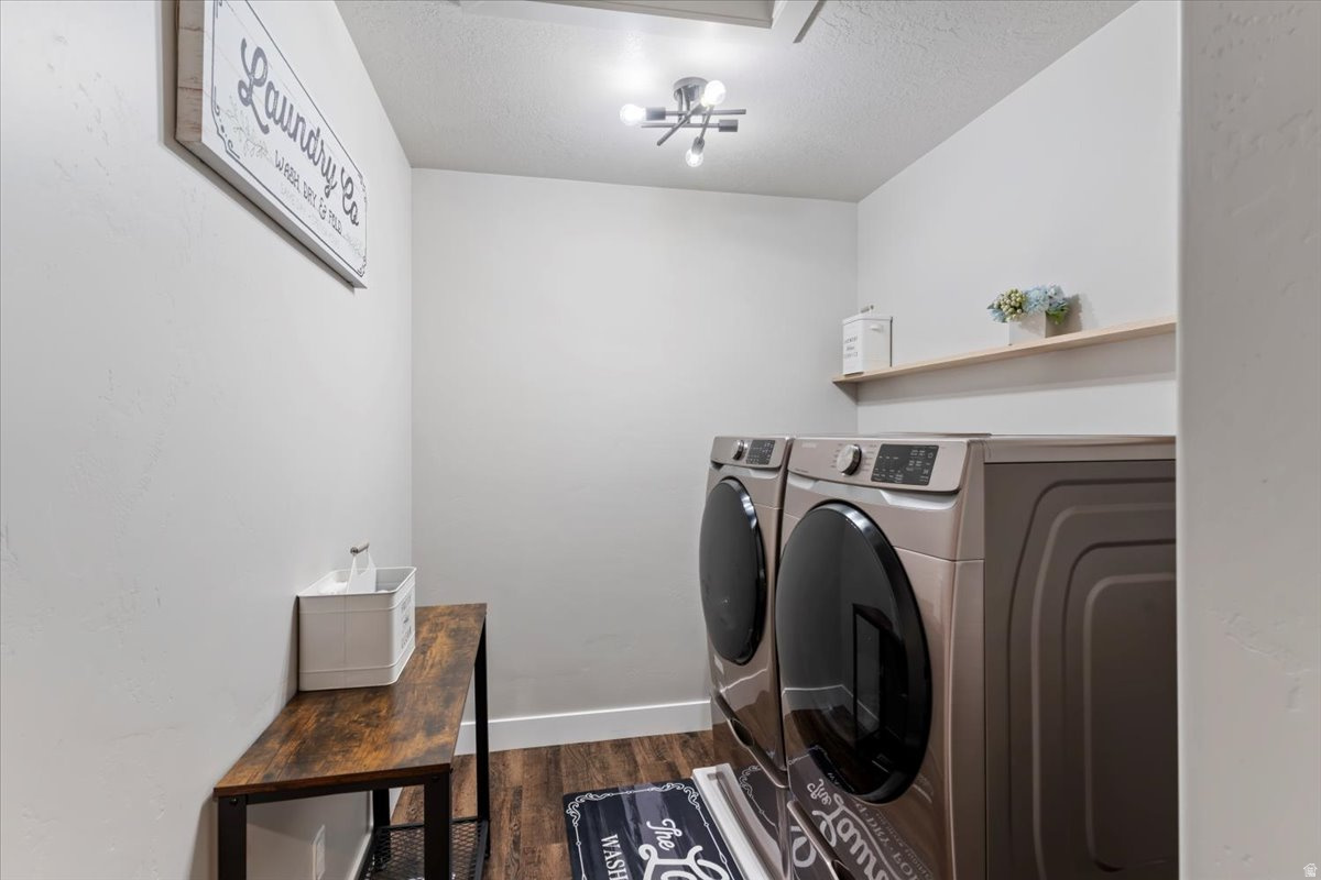 SUNRISE MEADOWS - Residential