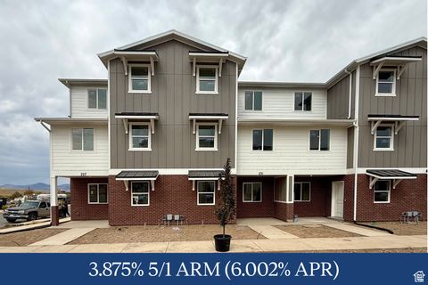 Photo of 688 W FROST ST #85, Santaquin, UT 84655 (MLS # 2115686)