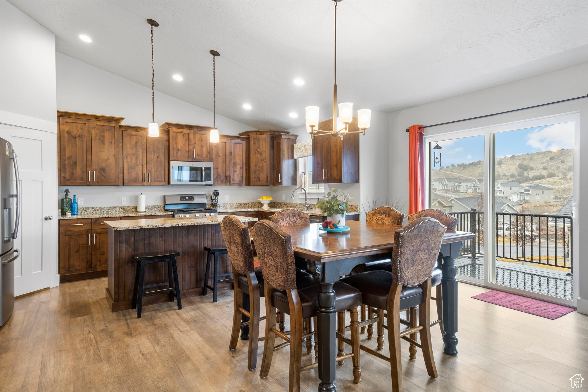 Eagle Mountain, Utah 84005, United States, 3 Bedrooms Bedrooms, ,3 BathroomsBathrooms,Residential,Active,84324