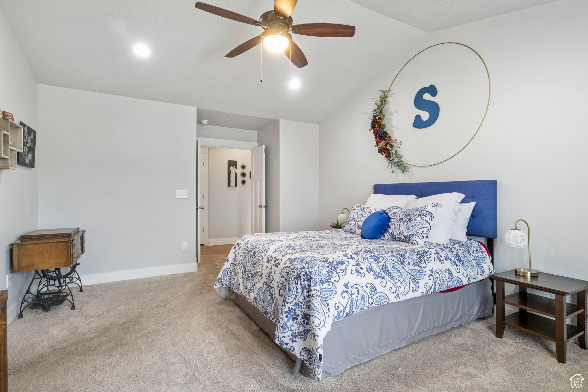 Eagle Mountain, Utah 84005, United States, 3 Bedrooms Bedrooms, ,3 BathroomsBathrooms,Residential,Active,84324