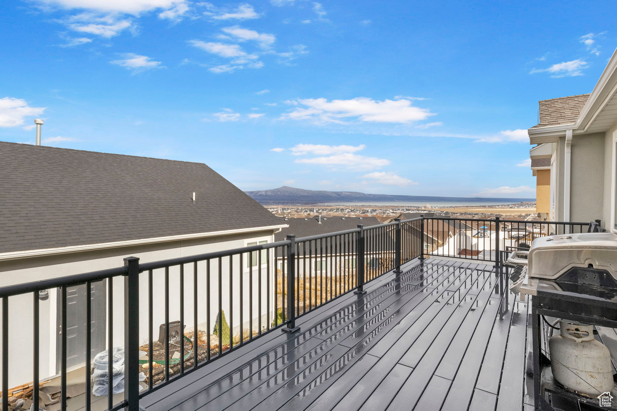 Eagle Mountain, Utah 84005, United States, 3 Bedrooms Bedrooms, ,3 BathroomsBathrooms,Residential,Active,84324
