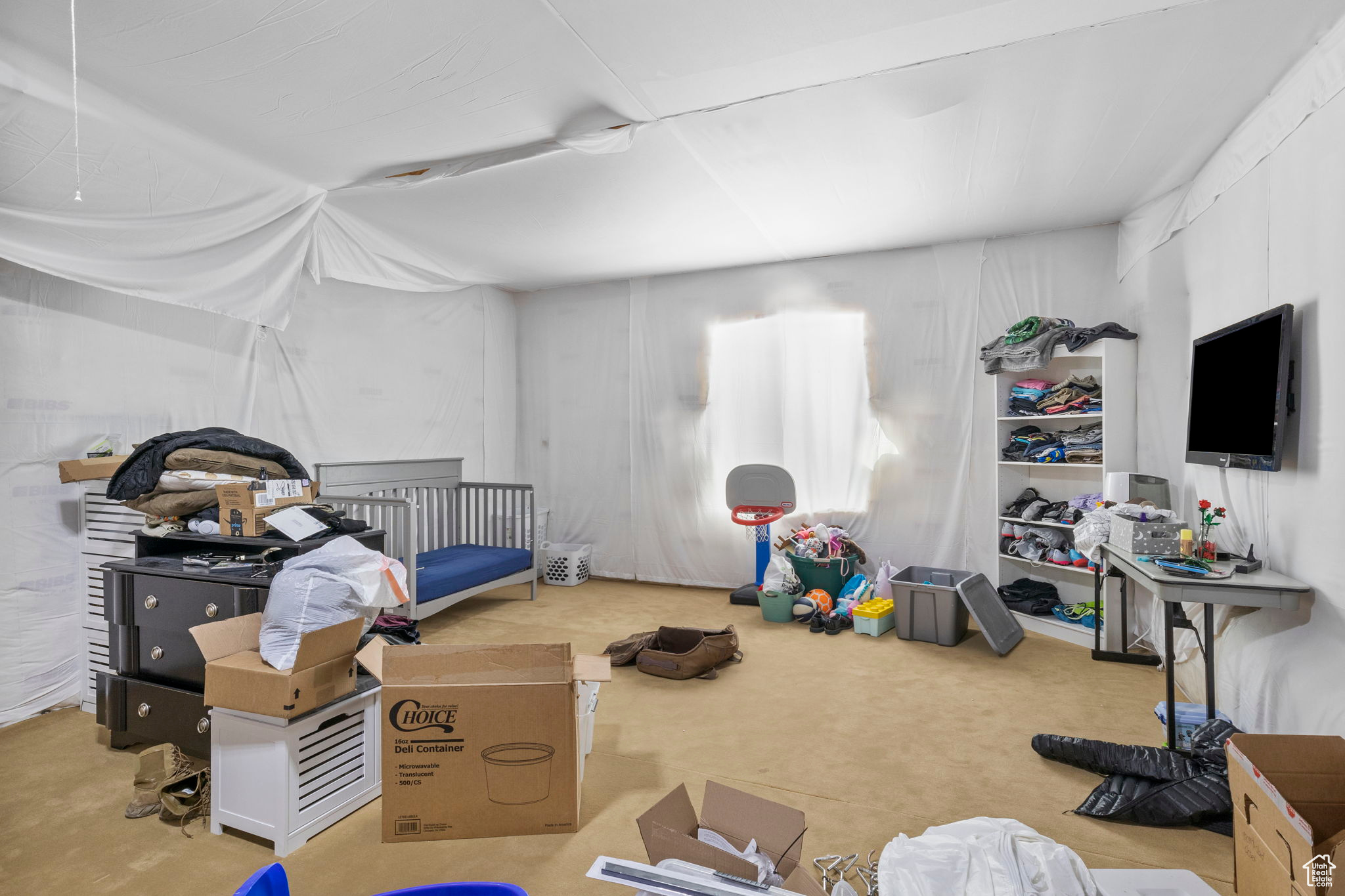 Eagle Mountain, Utah 84005, United States, 3 Bedrooms Bedrooms, ,3 BathroomsBathrooms,Residential,Active,84324