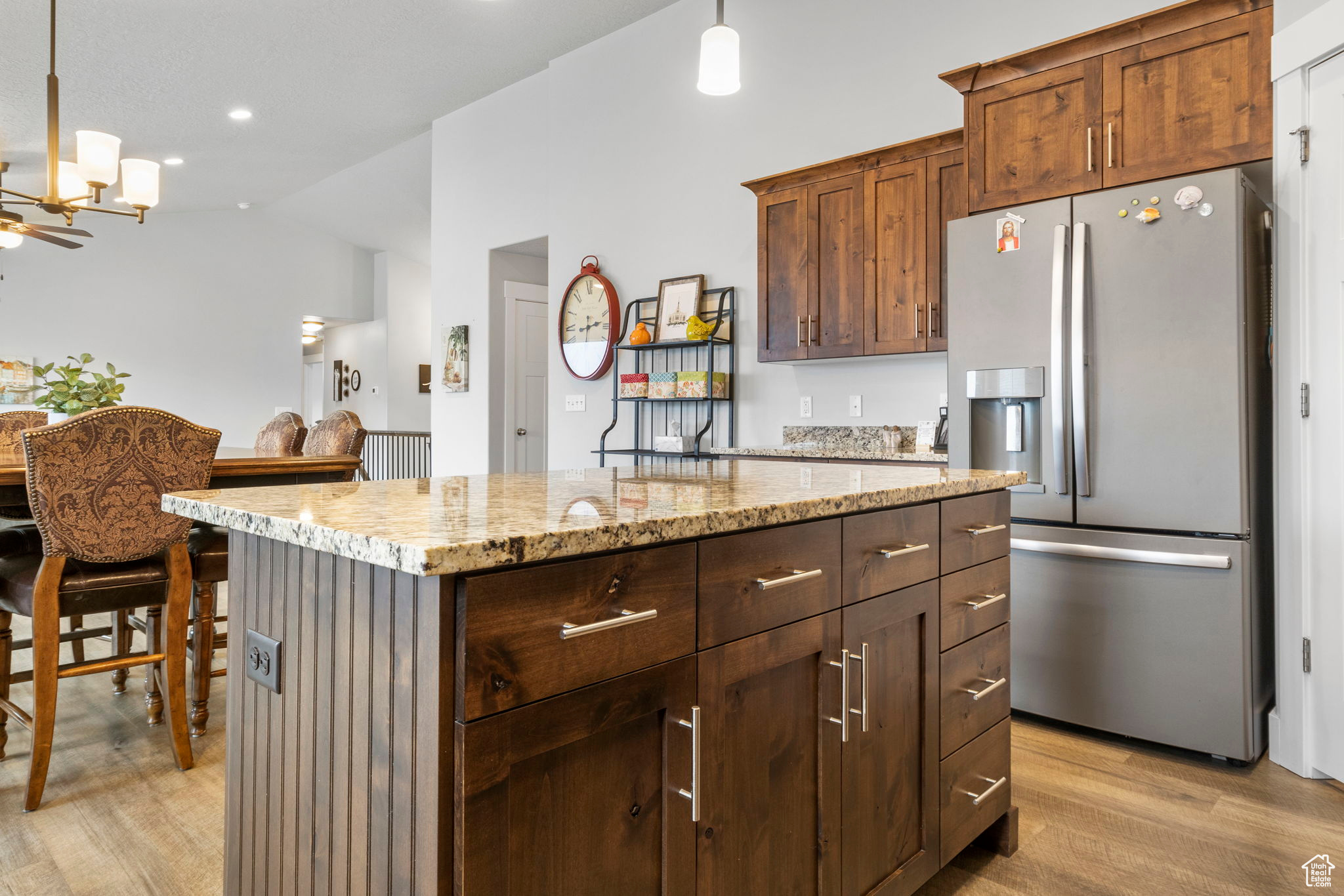 Eagle Mountain, Utah 84005, United States, 3 Bedrooms Bedrooms, ,3 BathroomsBathrooms,Residential,Active,84324