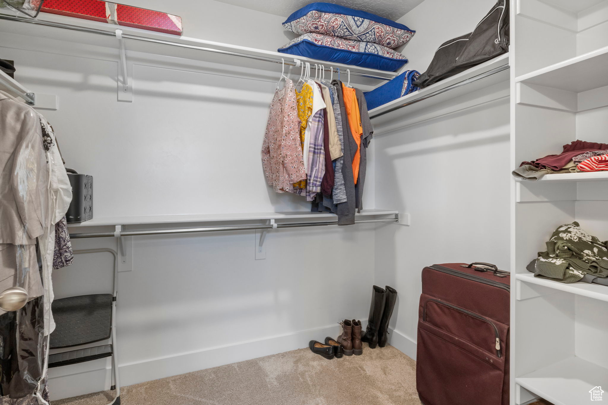 Eagle Mountain, Utah 84005, United States, 3 Bedrooms Bedrooms, ,3 BathroomsBathrooms,Residential,Active,84324