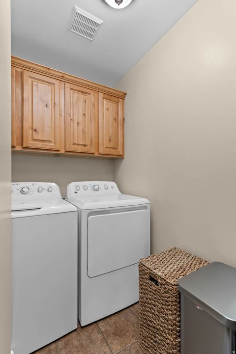 Tiny photo for 873 E 200 N, Payson, UT 84651 (MLS # 2137329)
