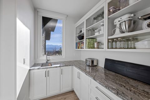 Tiny photo for 1353 N LOWER LOOKOUT KNOLL CT #381, Heber City, UT 84032 (MLS # 2148633)