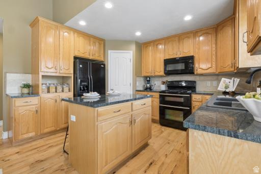 TEMPLE COVE - Residential