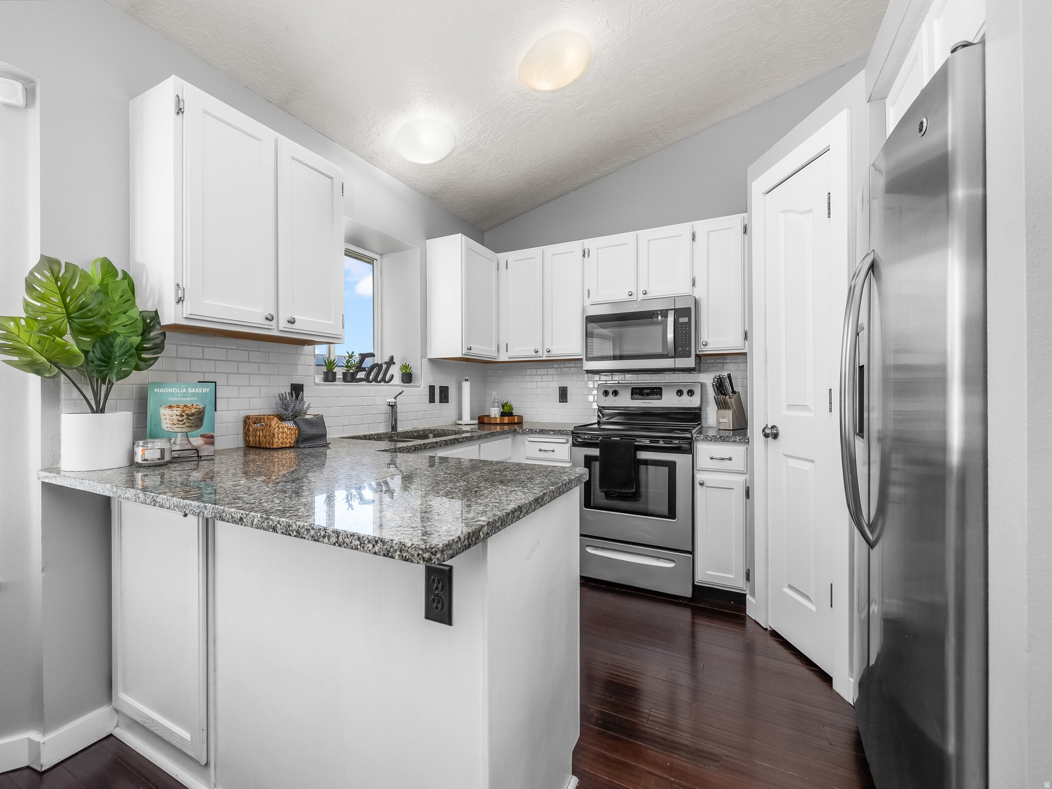 KIMBERLY ESTATES - Residential