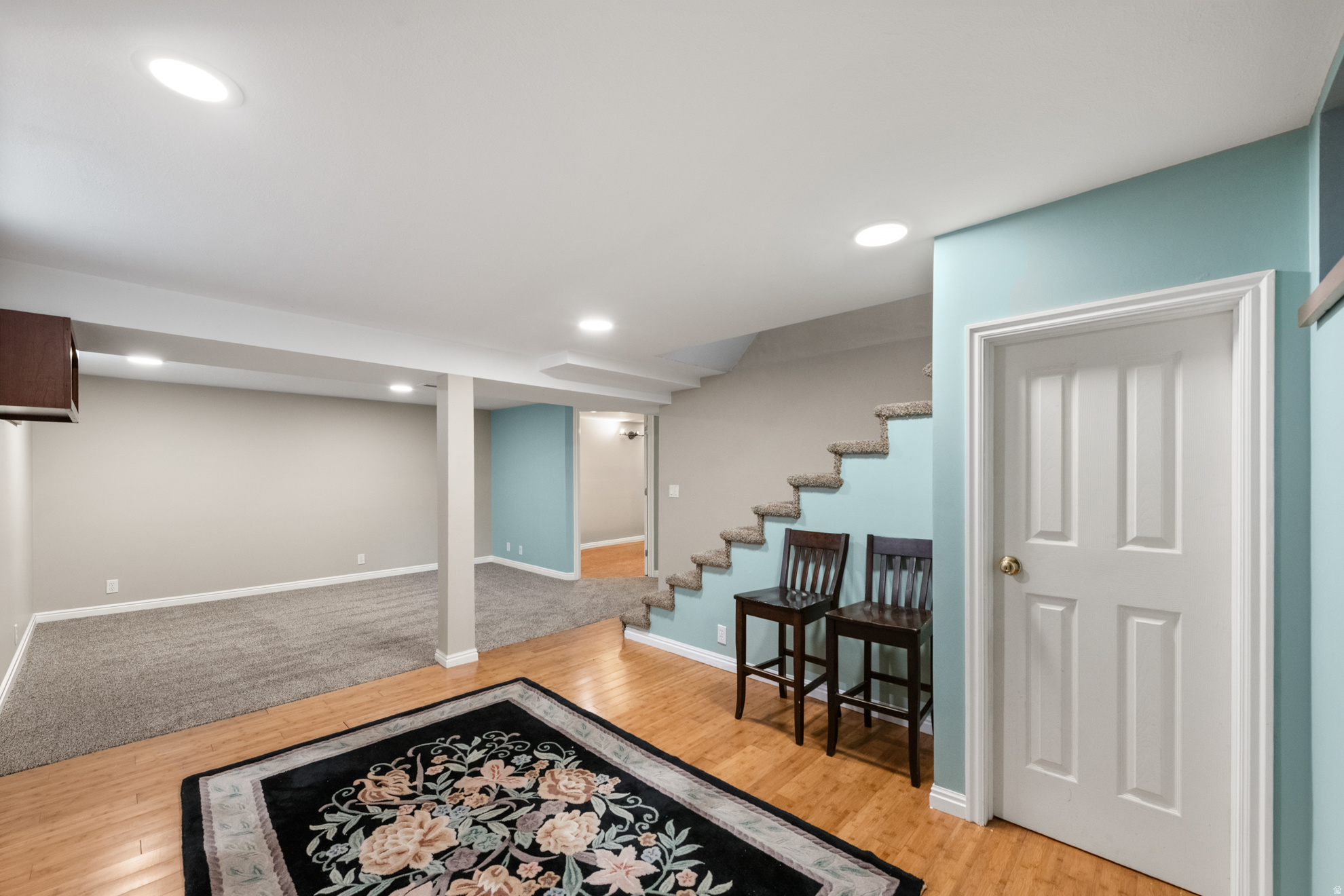 VETERAN HEIGHTS - Residential