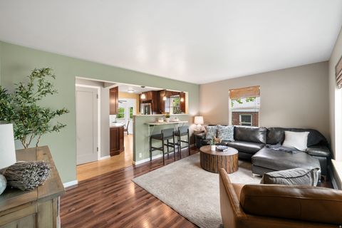 Tiny photo for 2560 E 2940 S, Salt Lake City, UT 84109 (MLS # 2151920)