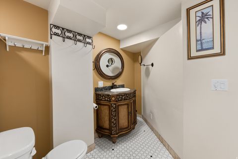 Tiny photo for 2560 E 2940 S, Salt Lake City, UT 84109 (MLS # 2151920)
