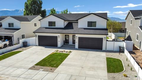 Tiny photo for 977 W 1080 S #12, Richfield, UT 84701 (MLS # 2140403)