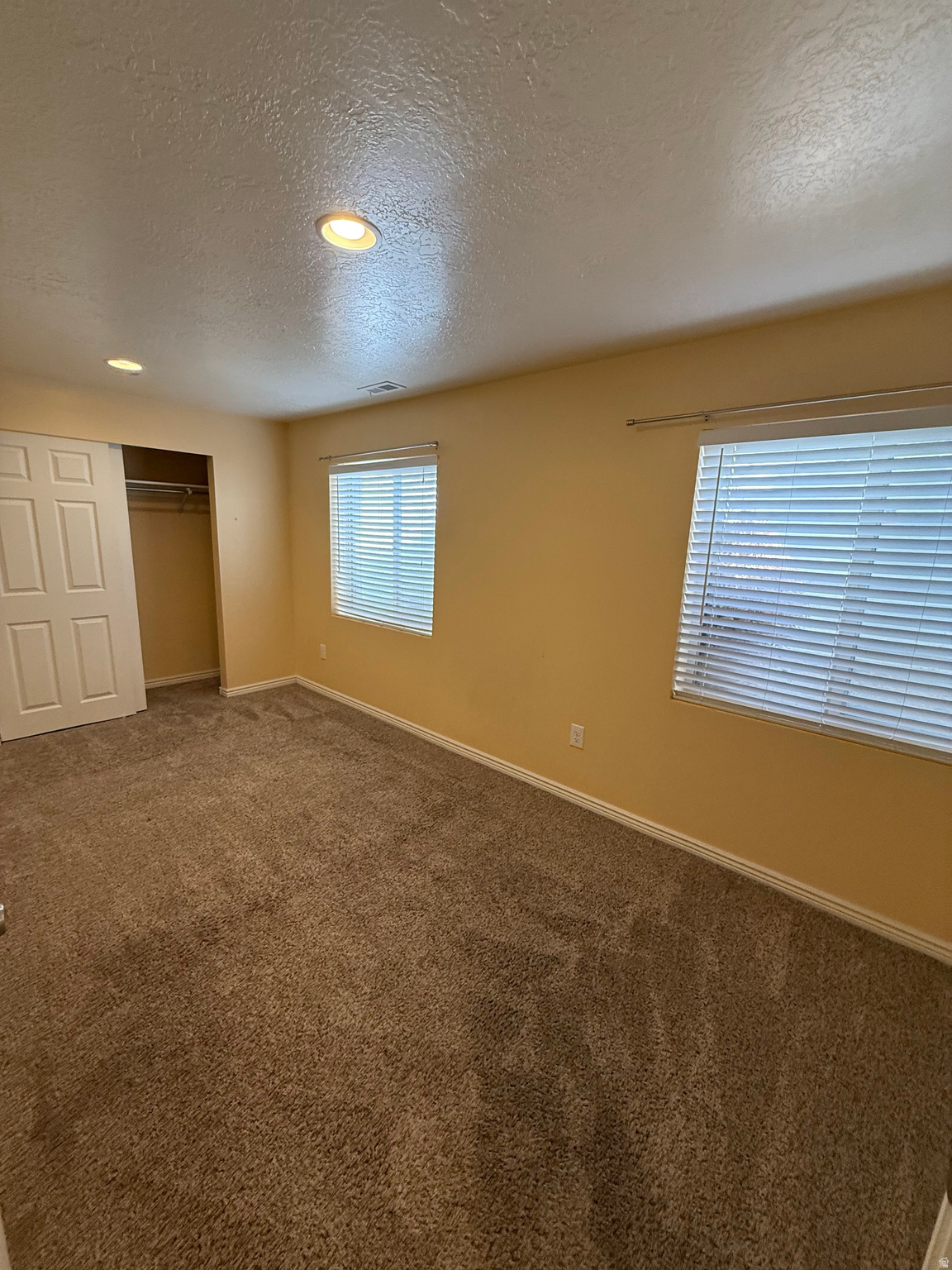 SYCAMORES AT JORDAN HILLS - Residential Lease