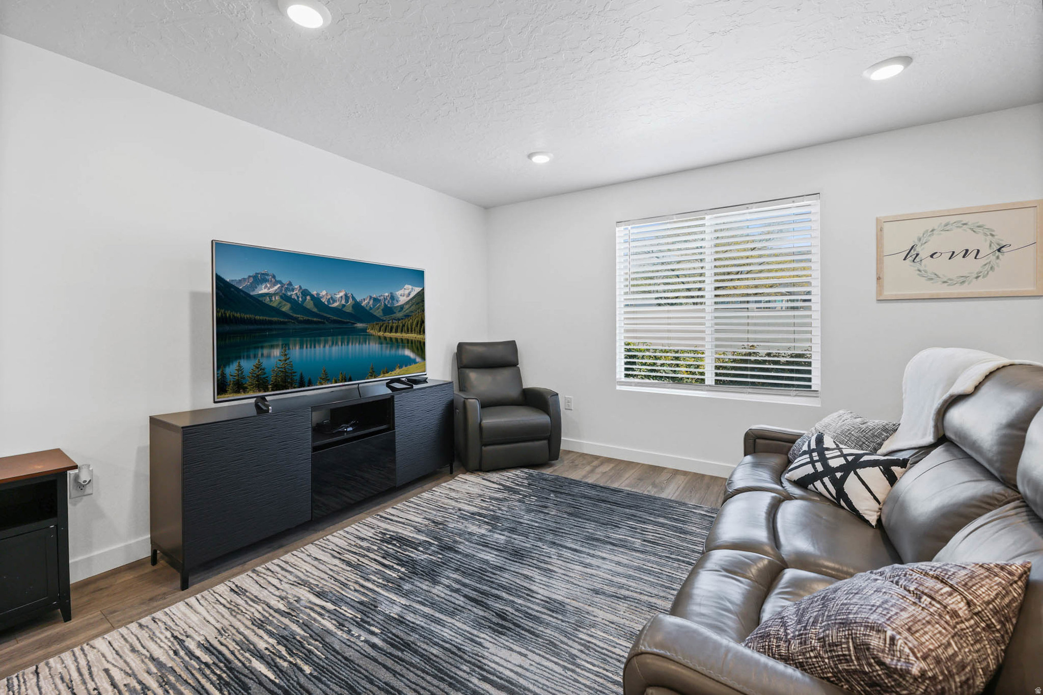 MECHAM TOWNS - Residential