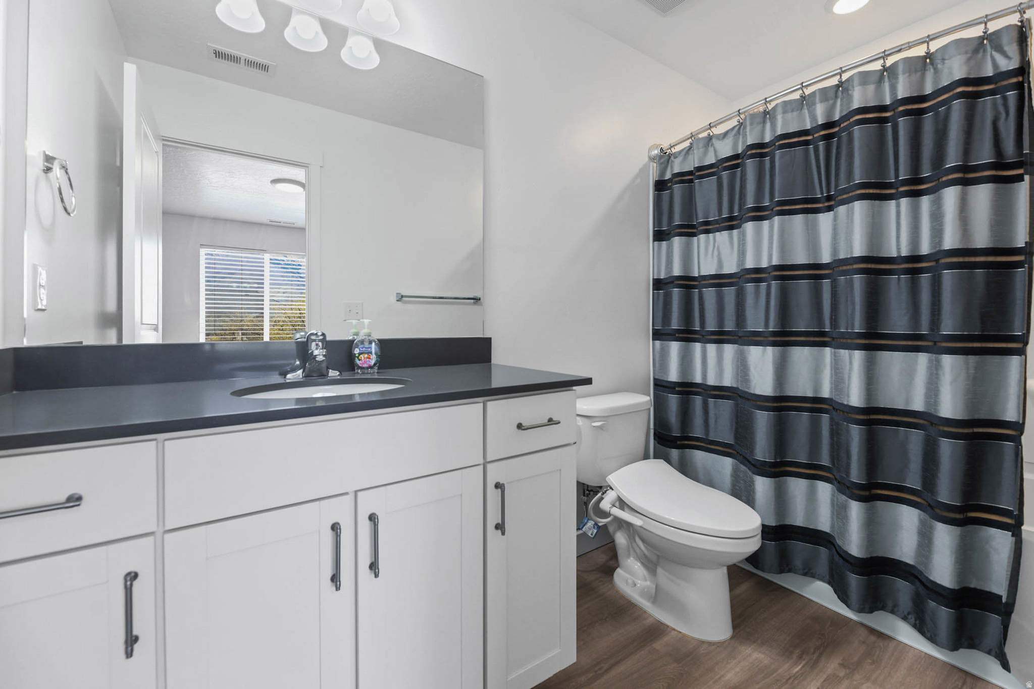 MECHAM TOWNS - Residential