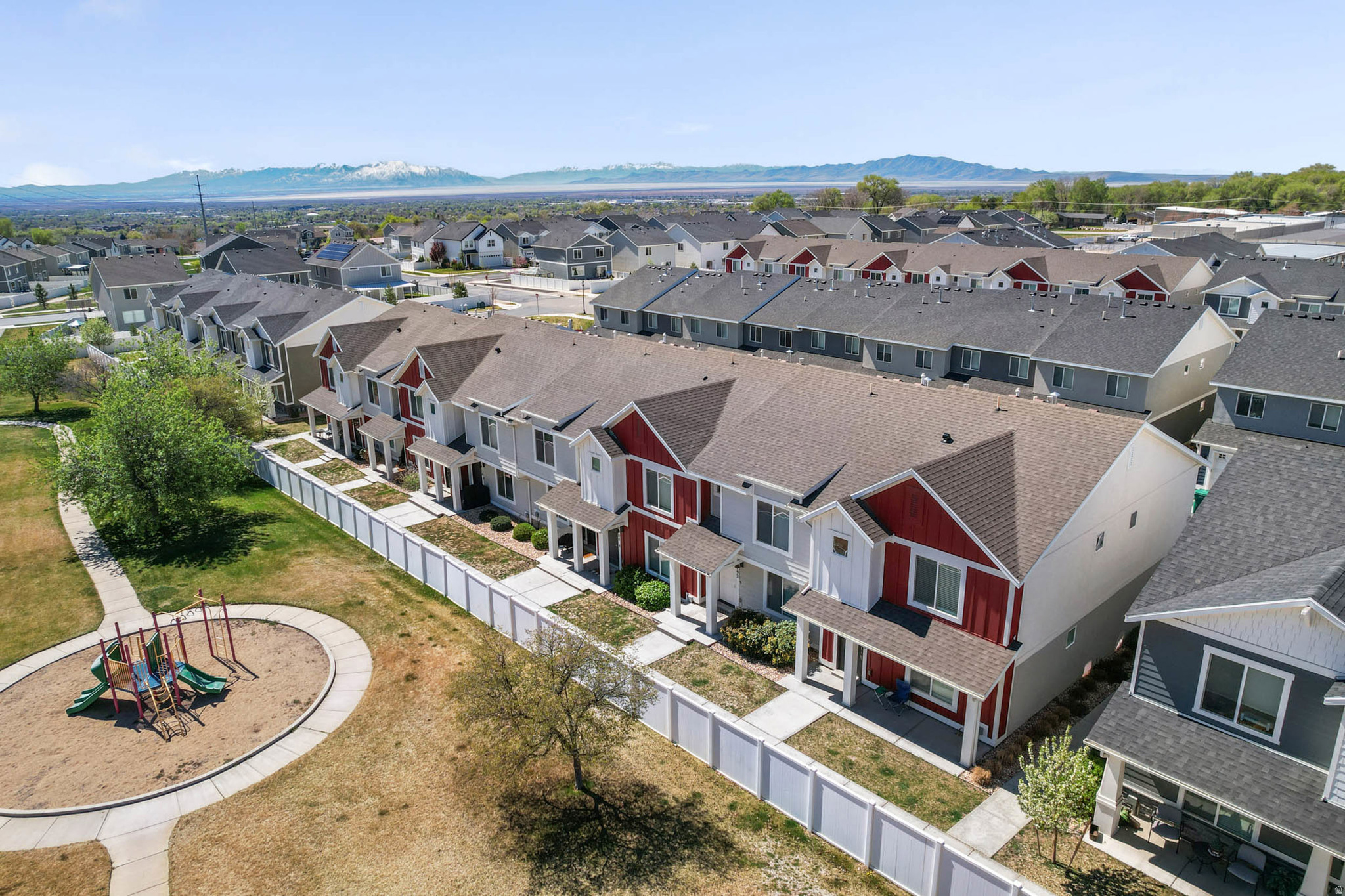 MECHAM TOWNS - Residential