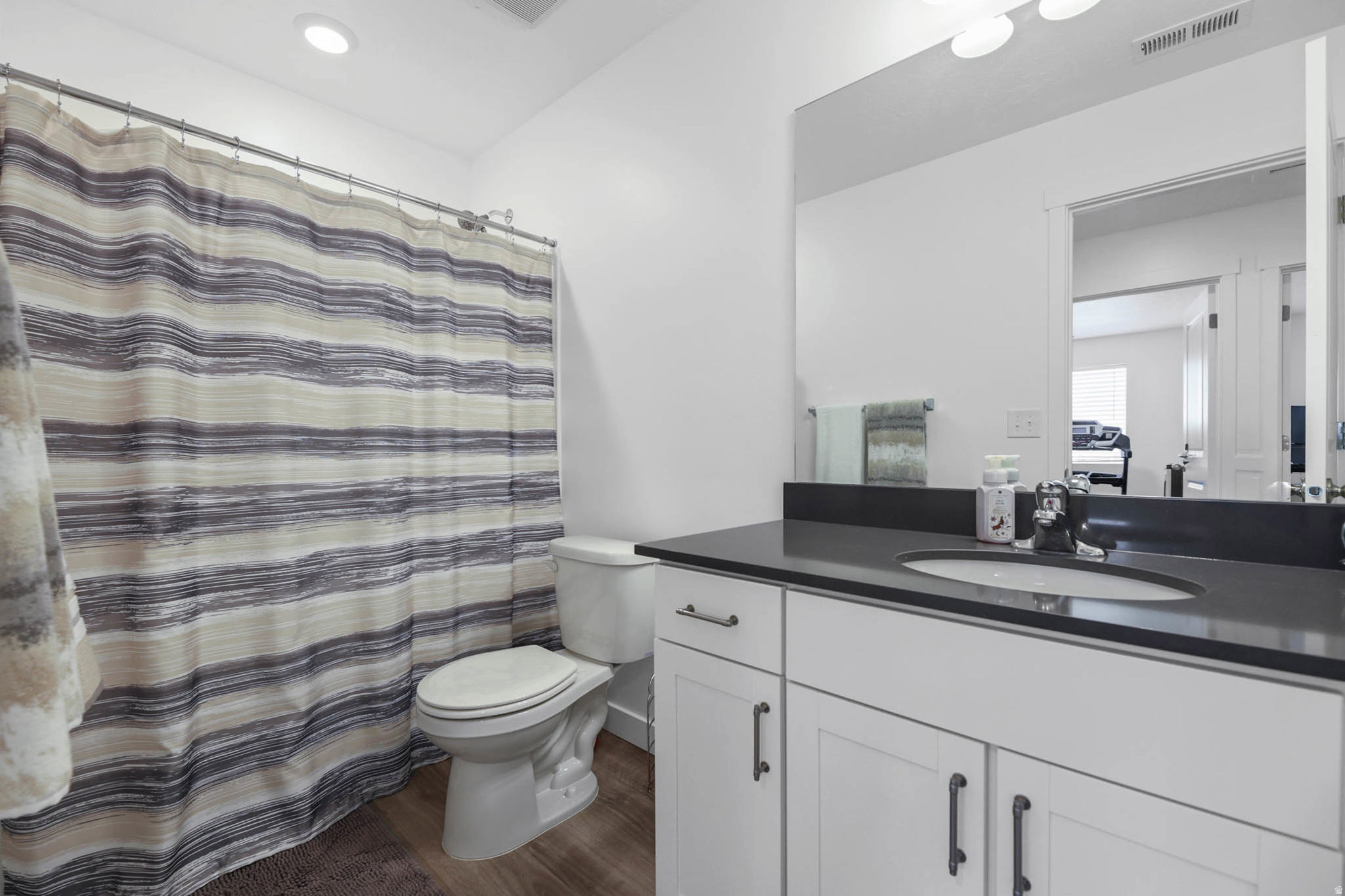 MECHAM TOWNS - Residential