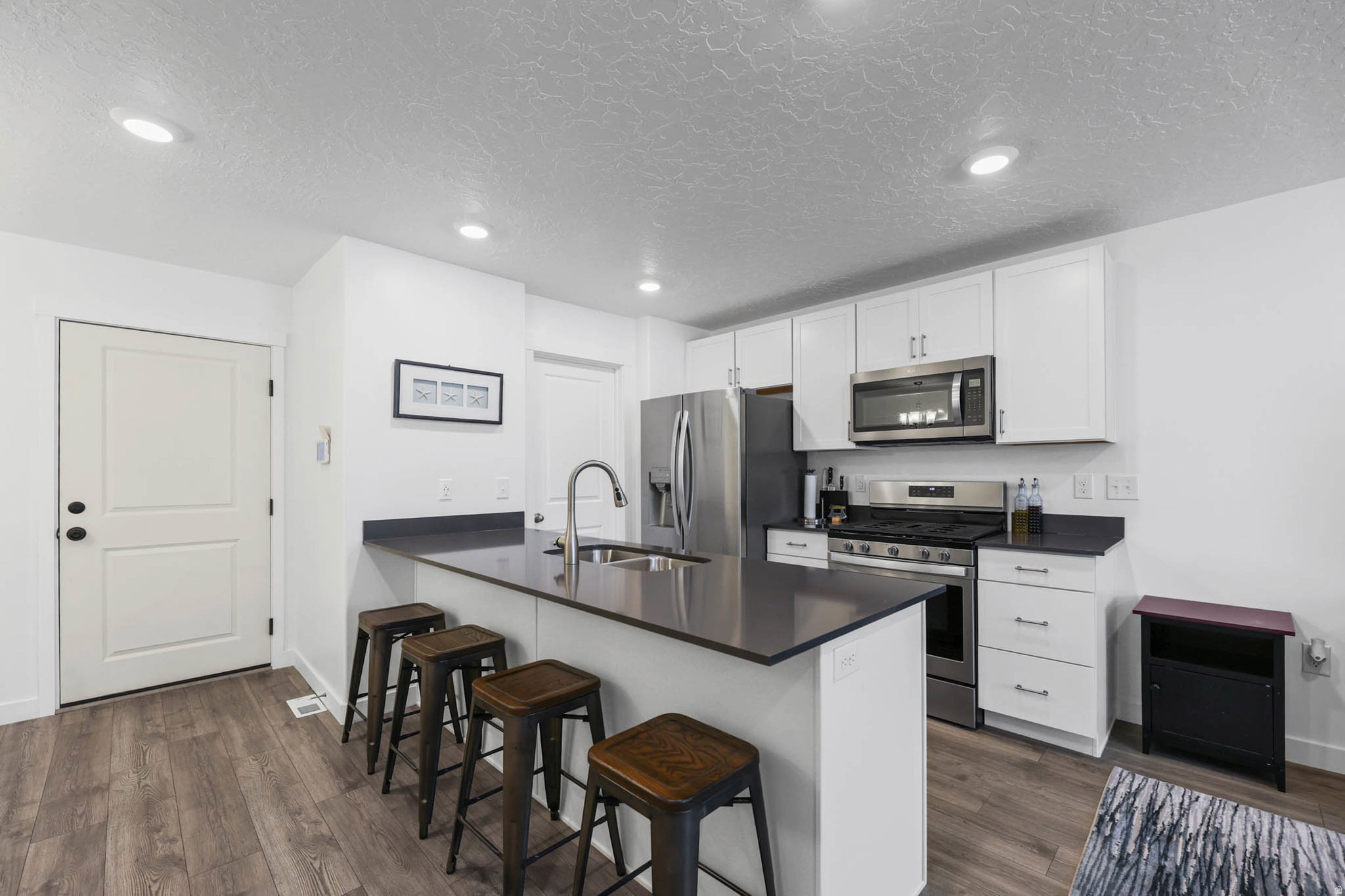 MECHAM TOWNS - Residential