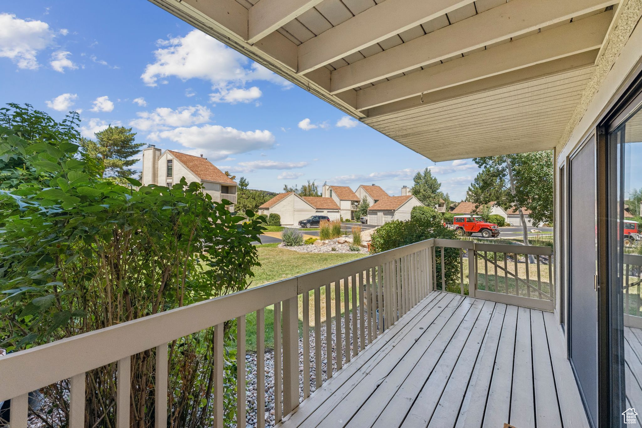 RACQUET CLUB VILLAGE SUB - Residential