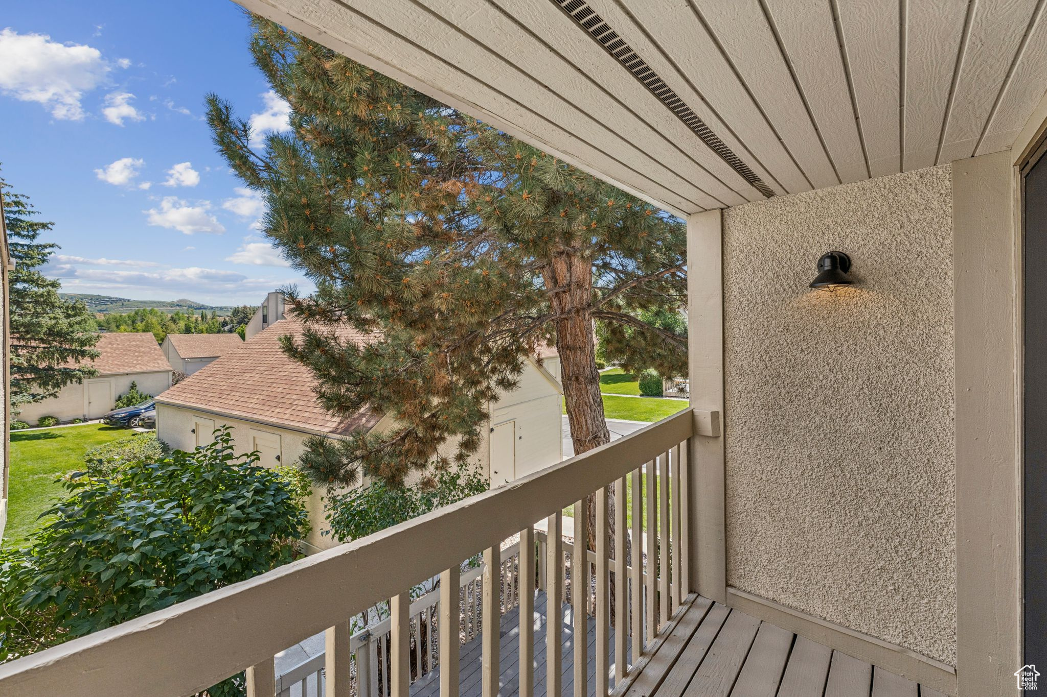 RACQUET CLUB VILLAGE SUB - Residential