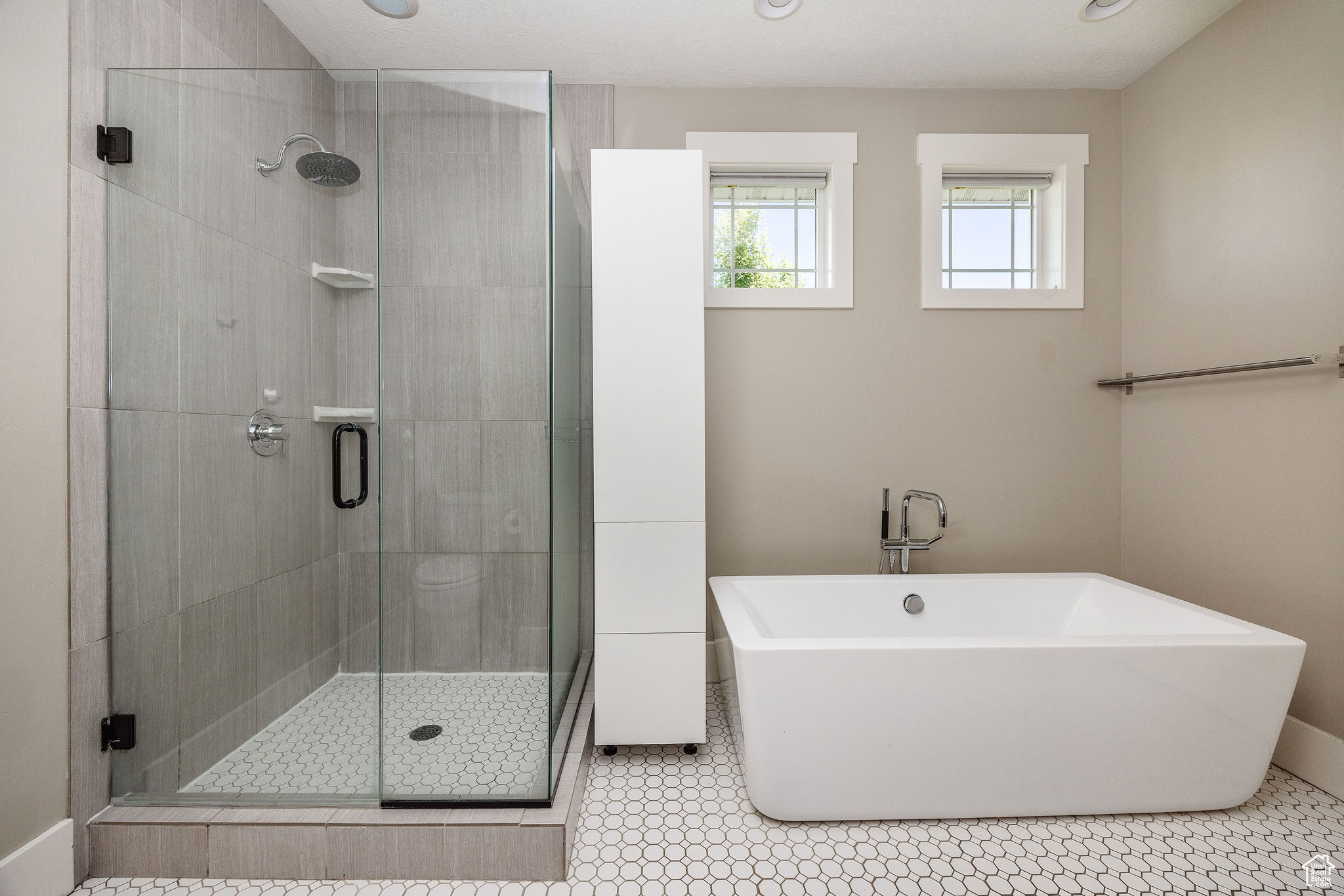 FOOTHILL HEIGHTS - Residential
