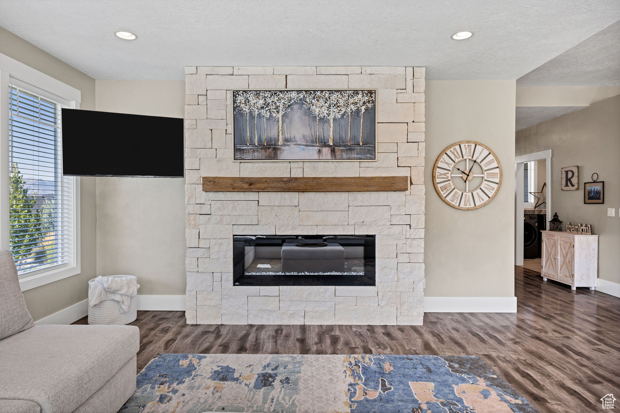 FOOTHILL HEIGHTS - Residential