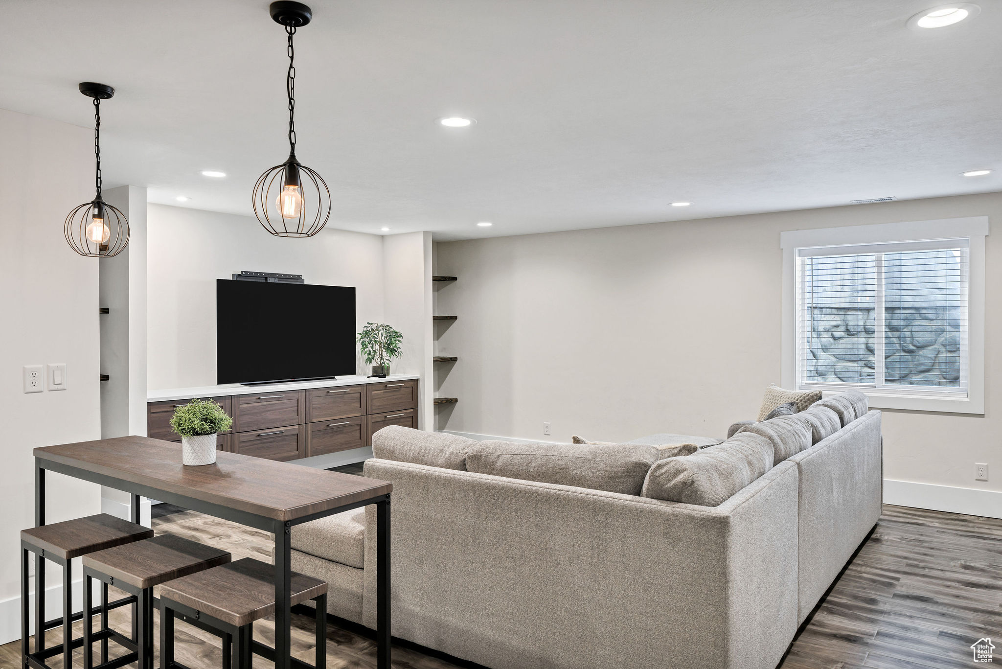 FOOTHILL HEIGHTS - Residential